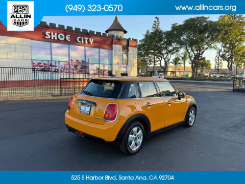 2016 MINI Hardtop 4 Door Cooper