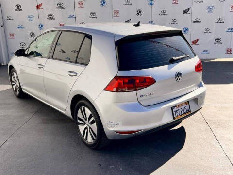 2016 Volkswagen e-Golf SE