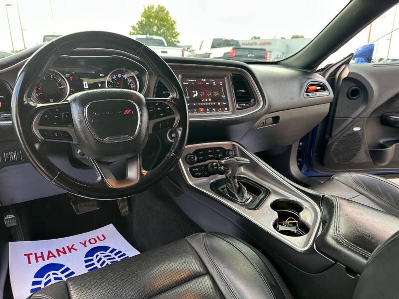 2019 Dodge Challenger SXT