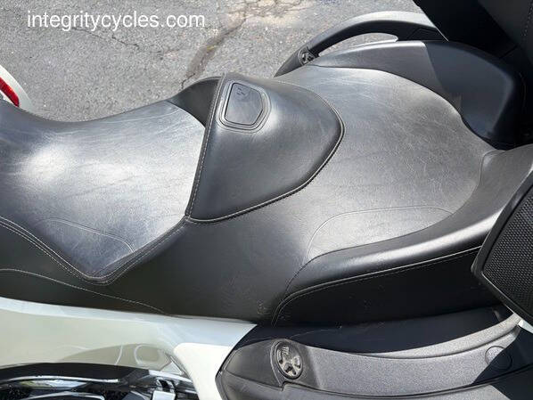 2014 Can-Am Spyder RT-S SE6