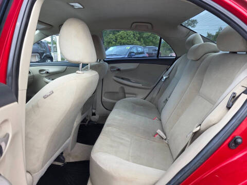 2013 Toyota Corolla LE