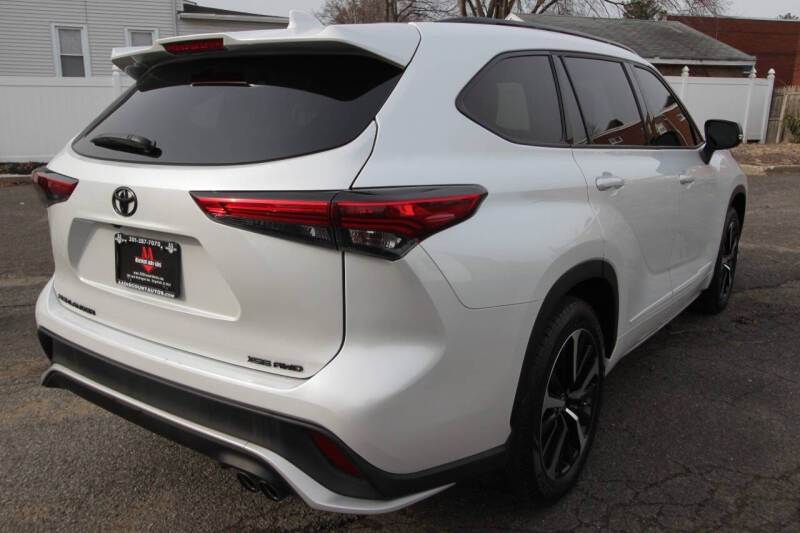 2022 Toyota Highlander XSE photo 7