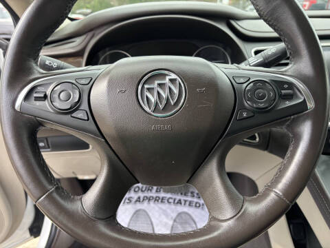 2017 Buick LaCrosse Essence