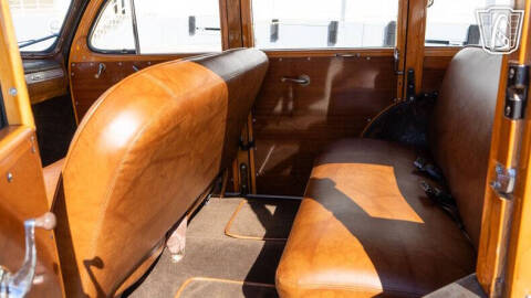 1946 Ford Super Deluxe