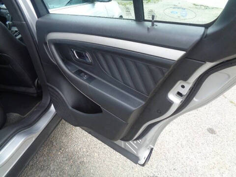 2015 Ford Taurus SEL