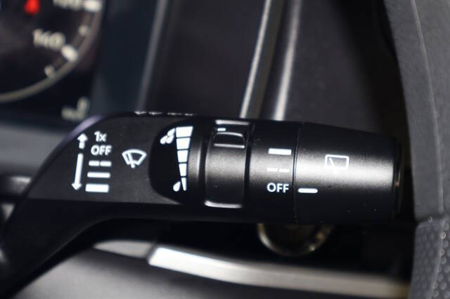 2025 Mitsubishi Outlander PHEV ES