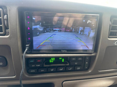 2004 Ford Excursion Eddie Bauer