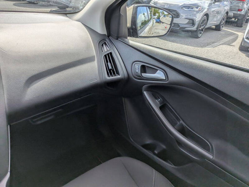 2017 Ford Focus SEL