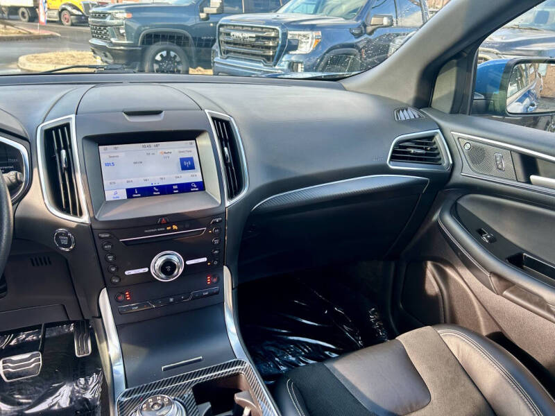 2019 Ford Edge ST