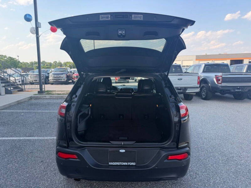 2018 Jeep Cherokee Latitude Plus
