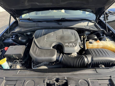 2014 Chrysler 300 C