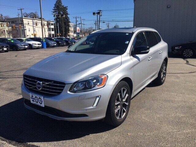 2017 Volvo XC60 T6 Dynamic