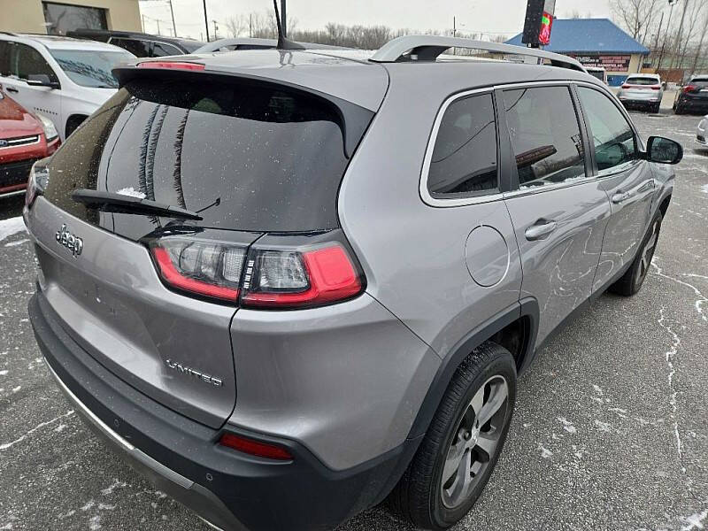2019 Jeep Cherokee