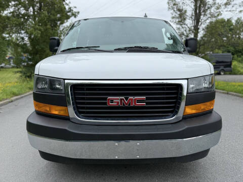 2023 GMC Savana 2500