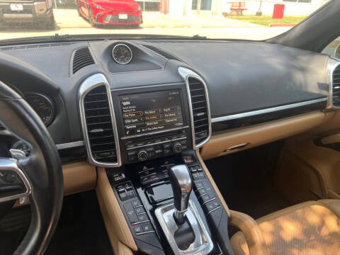 2016 Porsche Cayenne