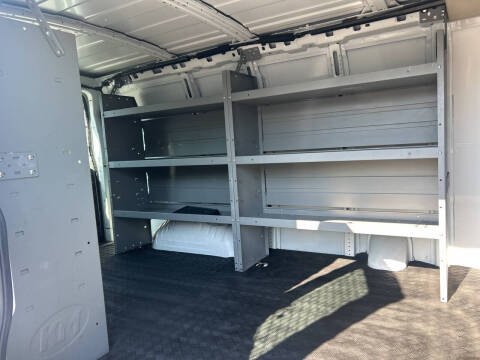 2021 GMC Savana 2500