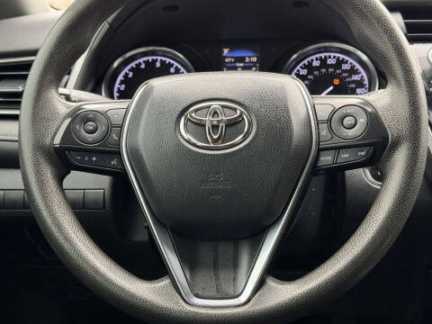 2020 Toyota Camry LE