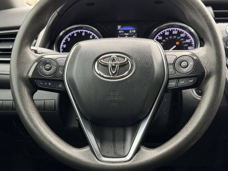 2020 Toyota Camry LE