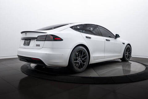 2022 Tesla Model S Plaid