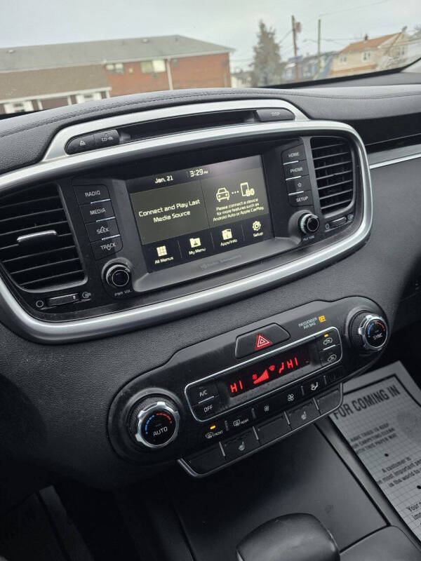 2019 Kia Sorento LX