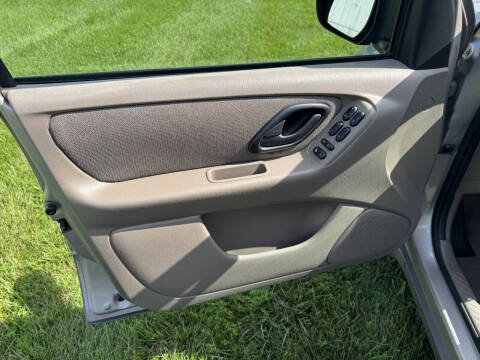 2001 Ford Escape XLT