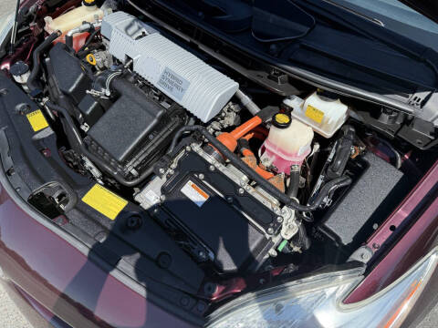 2013 Toyota Prius Three