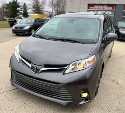 2019 Toyota Sienna XLE 8-Passenger