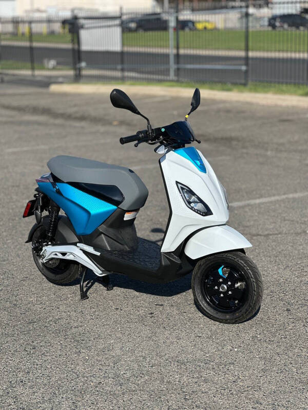 2022 Piaggio 1 Active
