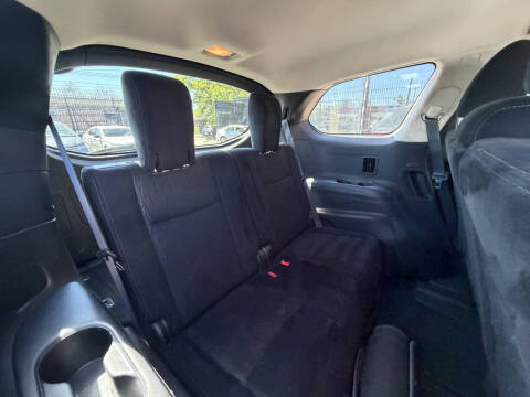 2016 Nissan Pathfinder SV