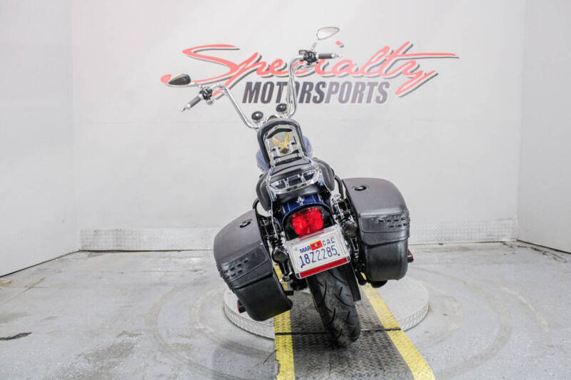2006 Harley-Davidson Sportster 1200 Custom