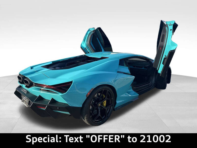 2024 Lamborghini Revuelto