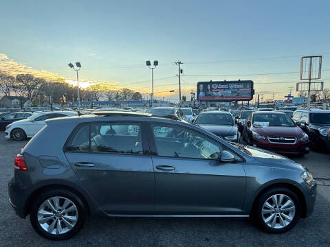 2020 Volkswagen Golf TSI