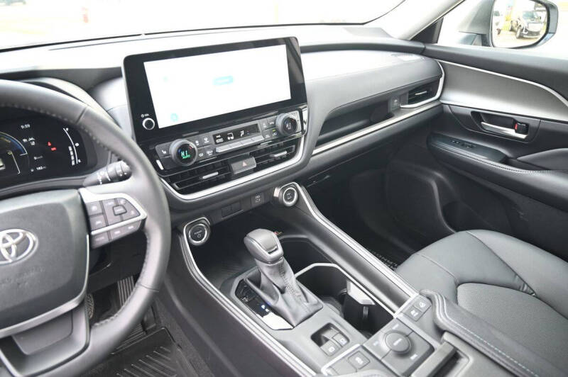 2025 Toyota Grand Highlander Hybrid