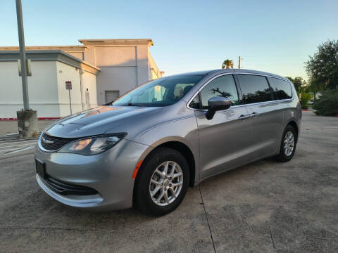 2017 Chrysler Pacifica Touring
