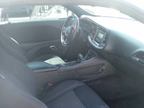 2017 Dodge Challenger SXT