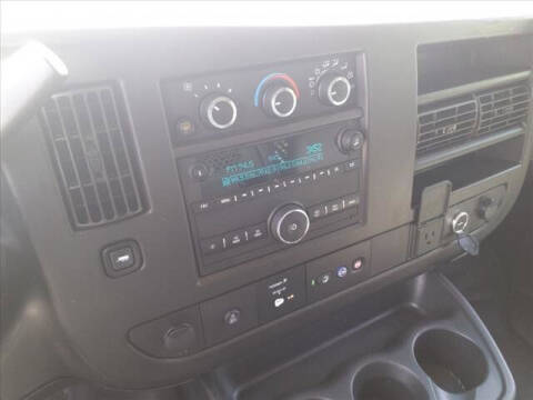 2022 Chevrolet Express 2500