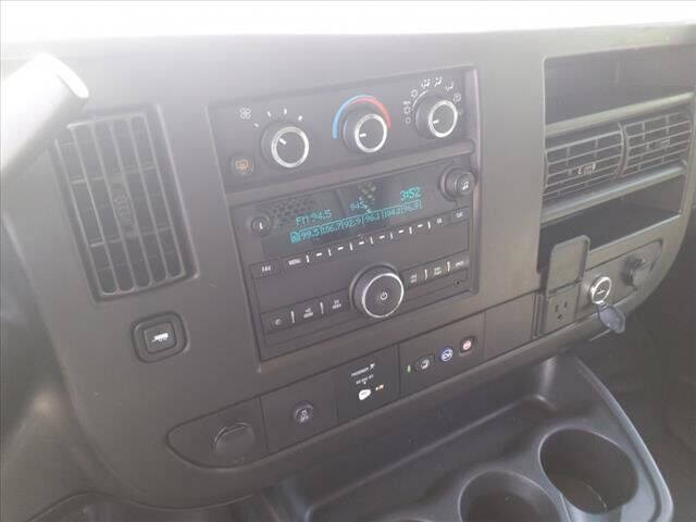 2022 Chevrolet Express 2500