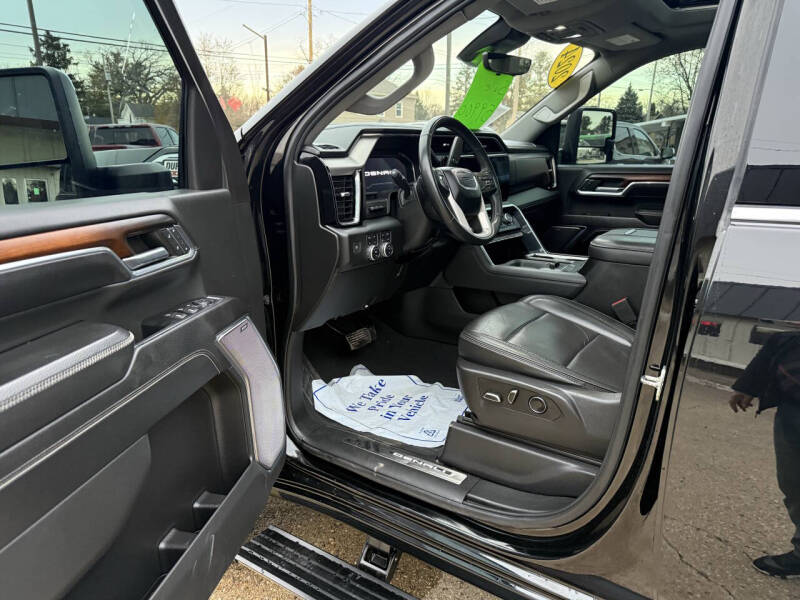 2024 GMC Sierra 3500HD Denali