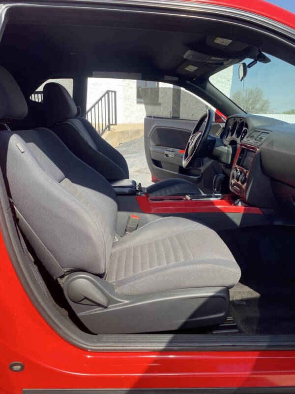 2014 Dodge Challenger SXT