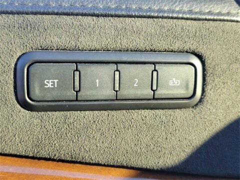 2019 Cadillac Escalade Luxury