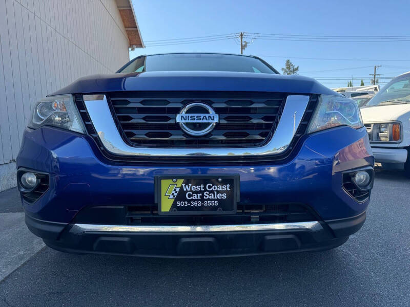 2017 Nissan Pathfinder SV