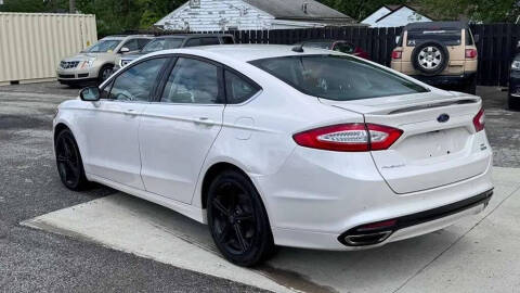 2016 Ford Fusion SE