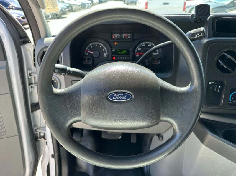 2013 Ford E-Series E-150