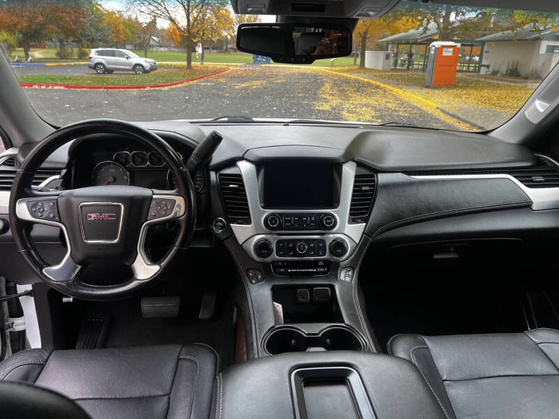 2019 GMC Yukon XL SLT