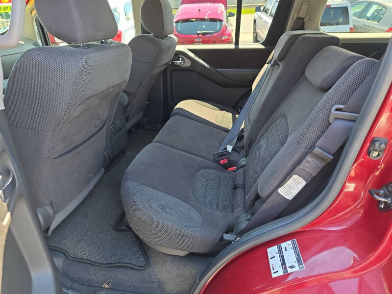 2006 Nissan Pathfinder SE