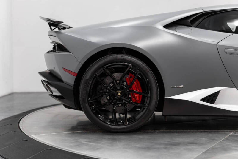 2017 Lamborghini Huracan LP 610-4