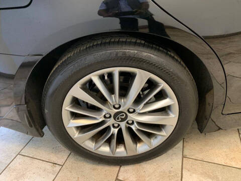 2022 Infiniti Q50 Luxe