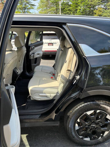 2024 Kia Sorento S