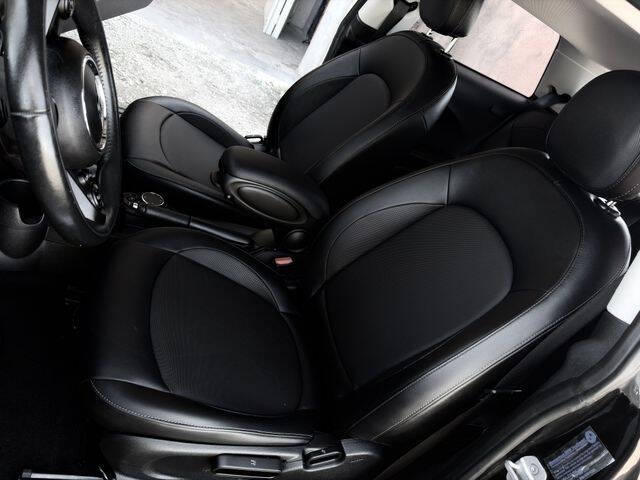 2017 MINI Hardtop 2 Door Cooper