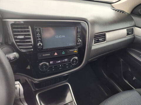 2018 Mitsubishi Outlander ES